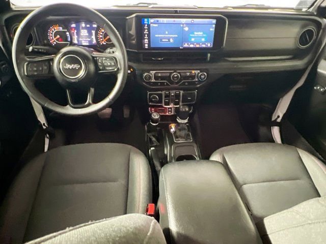 Used 2024 Jeep Wrangler Unlimited Rubicon image 26