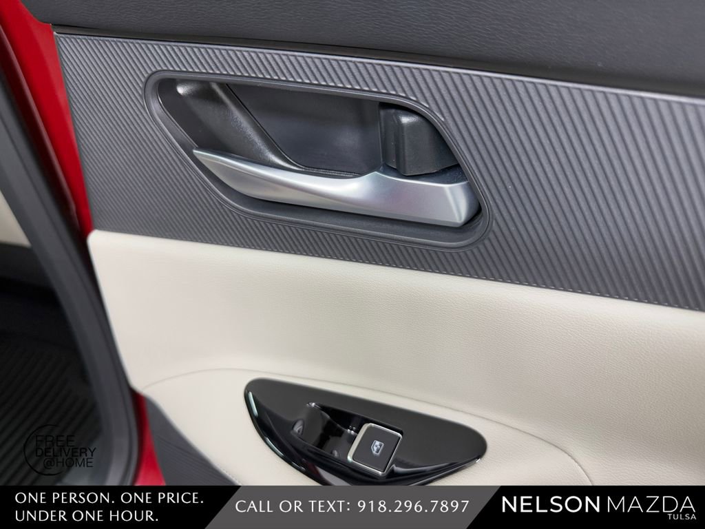 Used 2025 Nissan Murano SL image 39