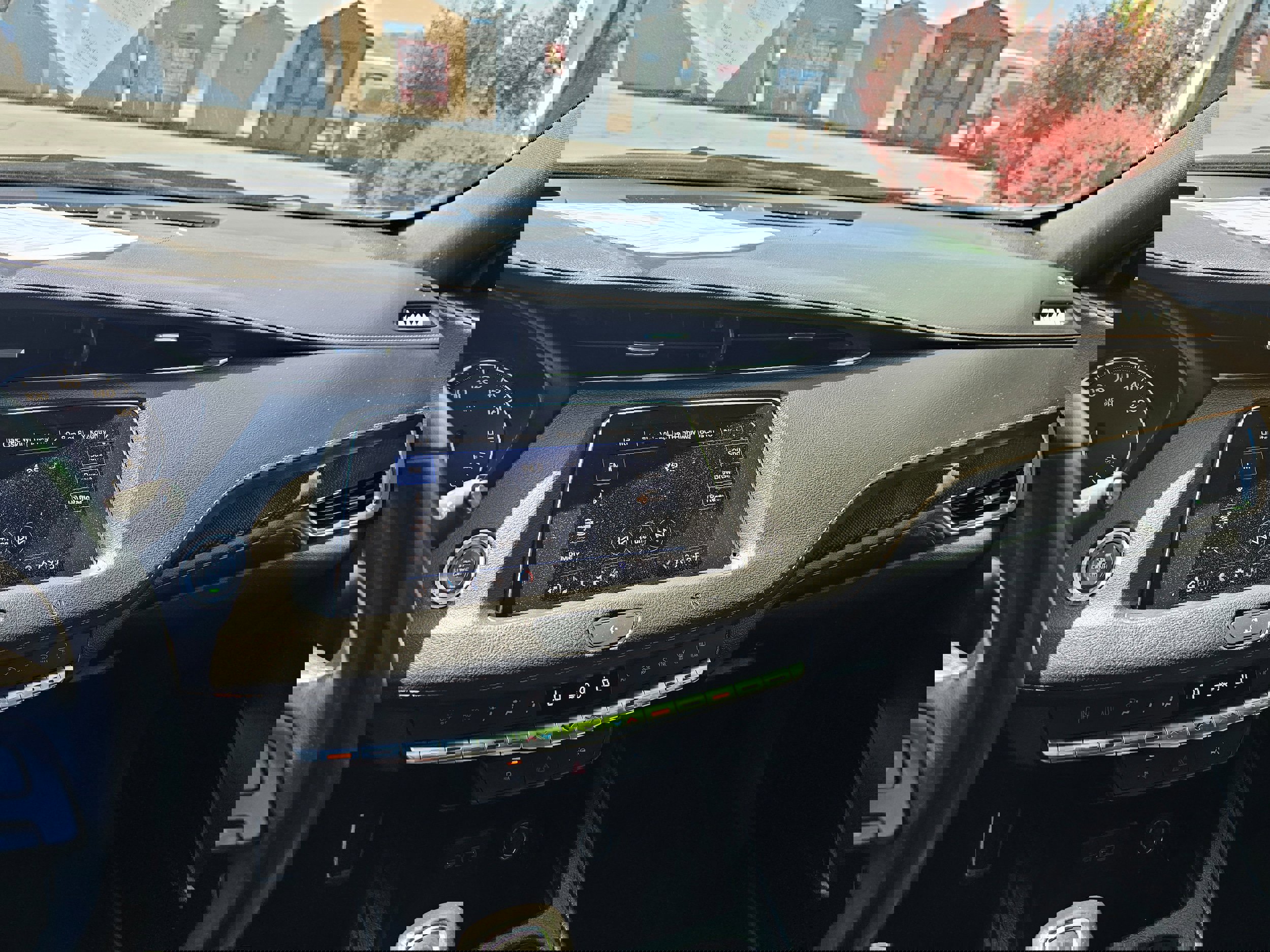 Used 2019 Cadillac XT4 Sport w/ Driver Awareness Package FWD image 14