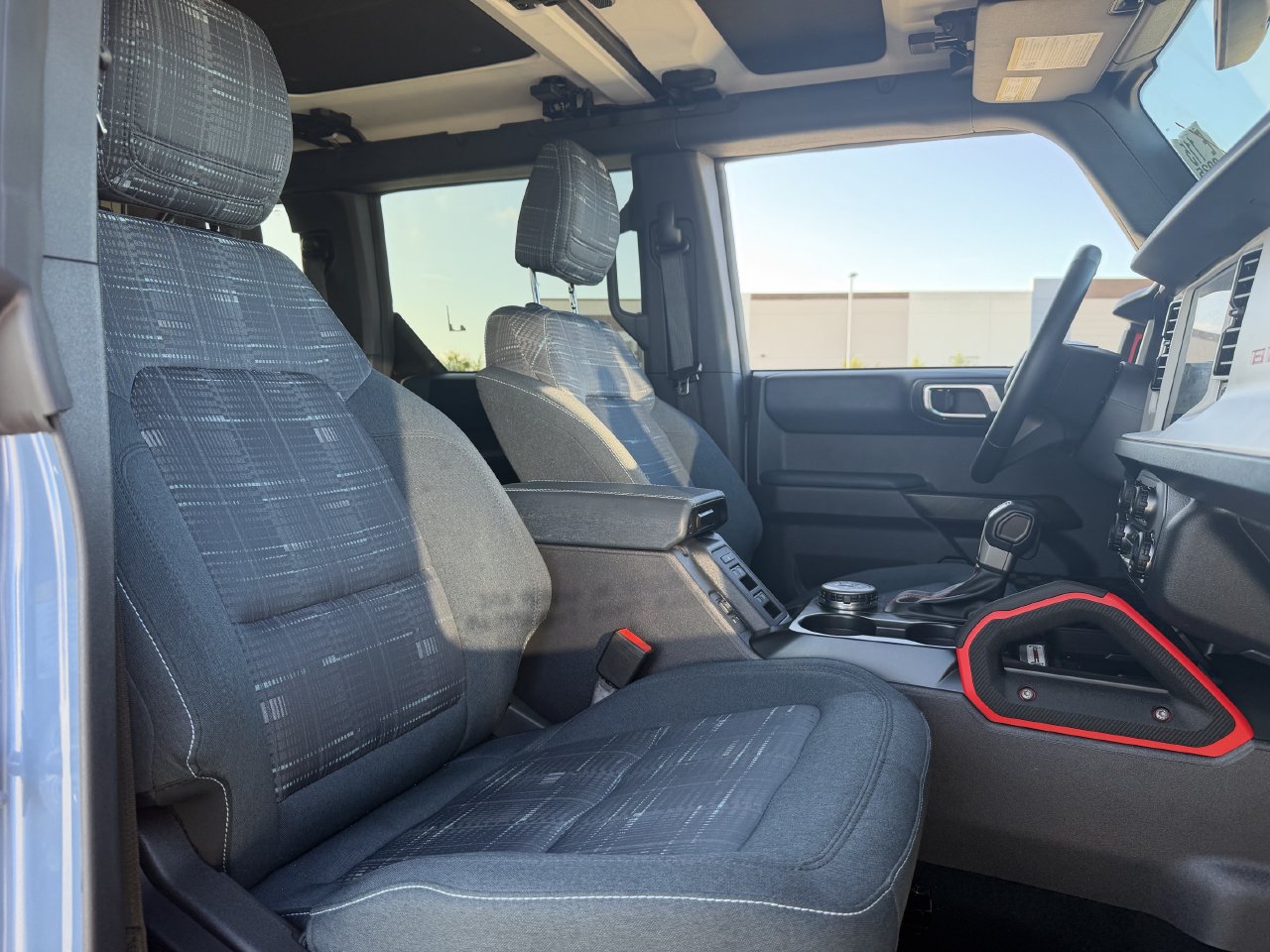 Used 2025 Ford Bronco Heritage Edition AWD/4WD image 29