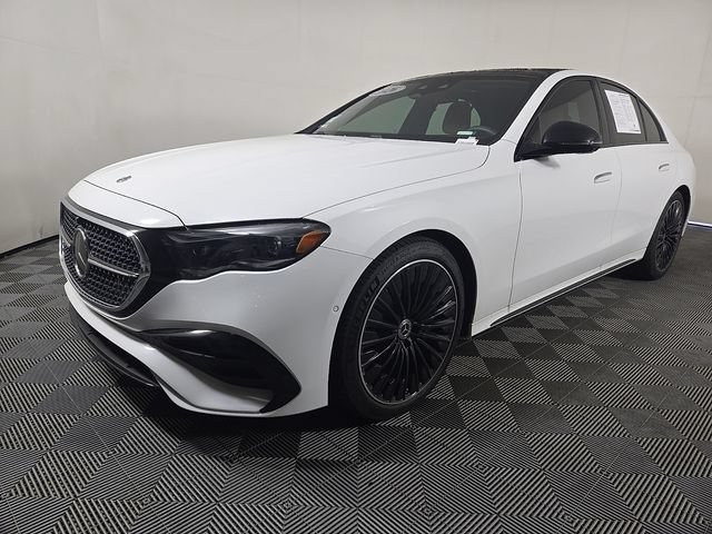 Used 2026 Mercedes-Benz E 450 4MATIC Sedan image 2