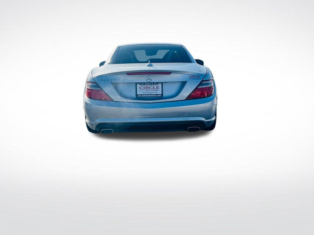 Used 2014 Mercedes-Benz SLK 250 image 4