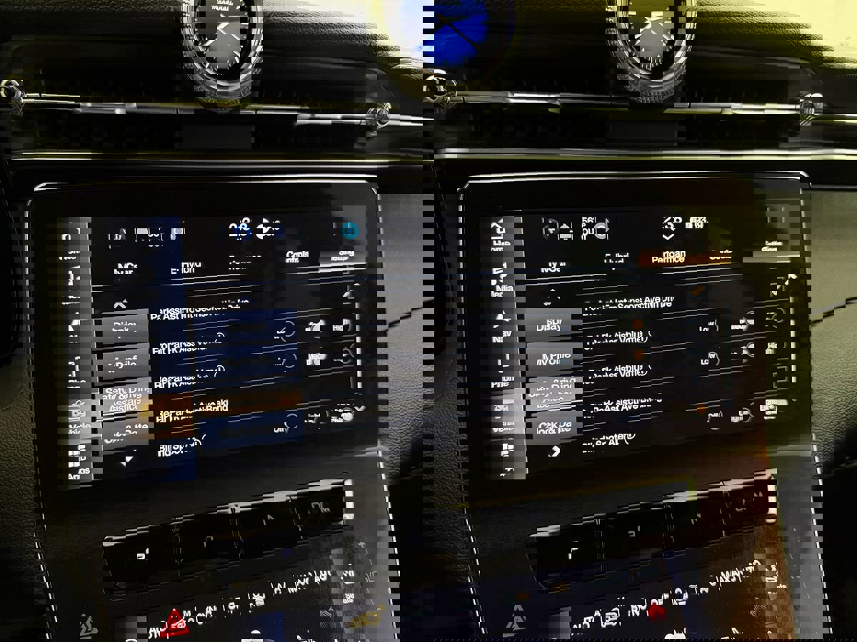 Used 2024 Maserati Grecale Modena image 26