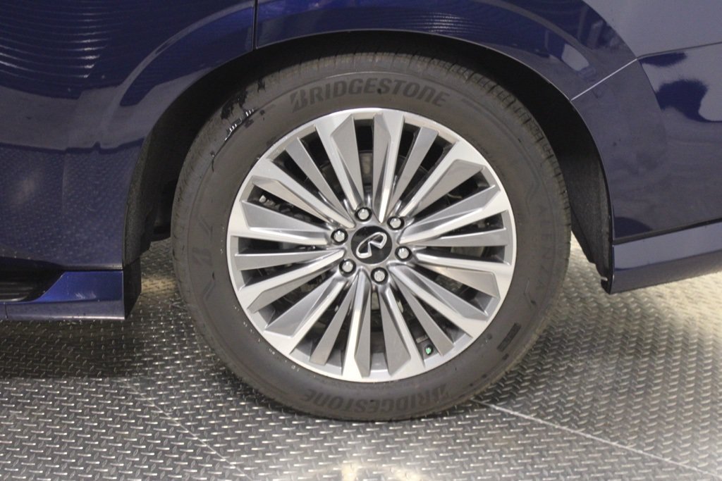 New 2025 INFINITI QX80 Luxe AWD/4WD image 16