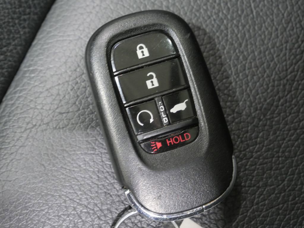 Used 2025 Honda Pilot Touring image 31