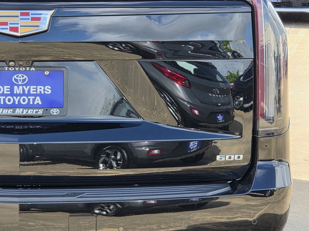 Used 2021 Cadillac Escalade Sport Platinum RWD image 9