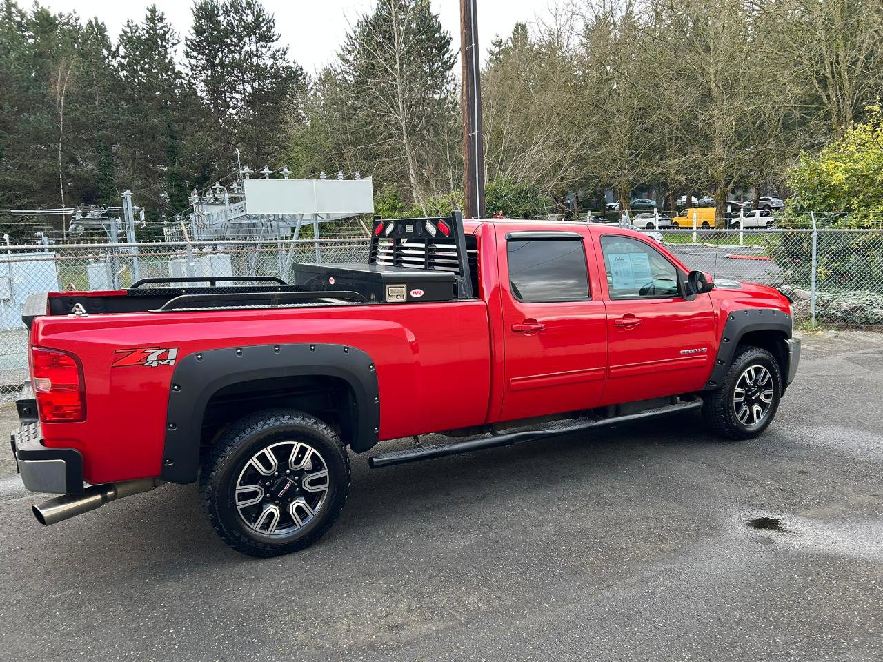 Used 2013 Chevrolet Silverado 2500 LTZ w/ LTZ Plus Package image 4