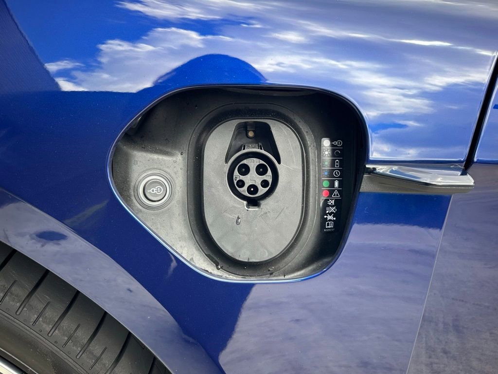 Certified 2024 Porsche Taycan 4S image 43