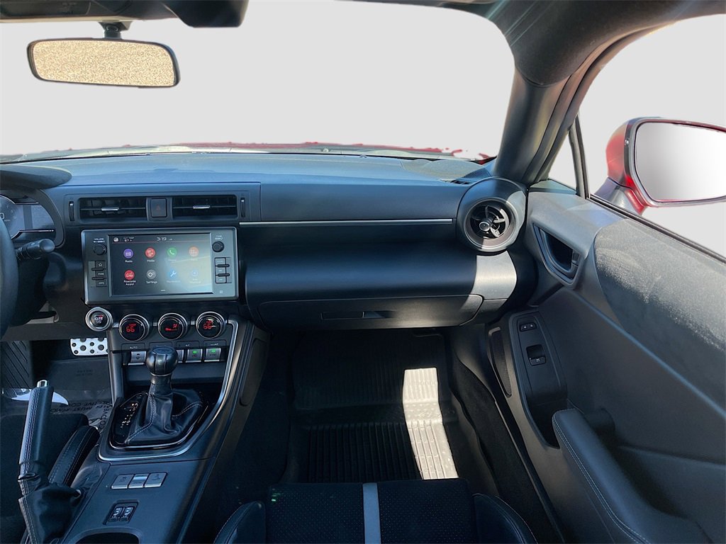 Used 2025 Toyota GR86 Premium image 23