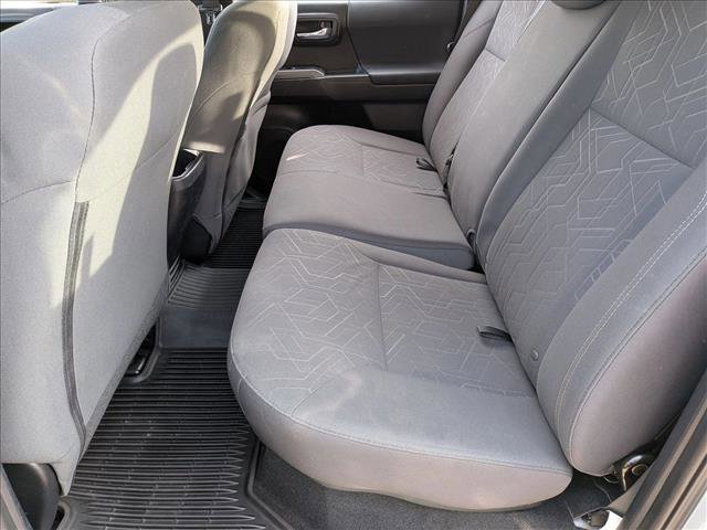 Used 2018 Toyota Tacoma TRD Off-Road image 18