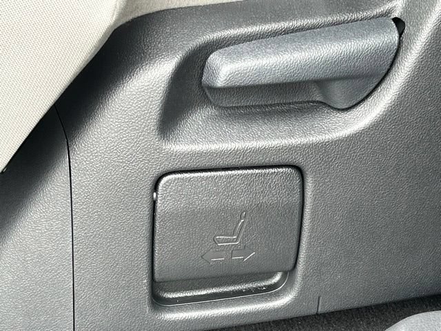 Certified 2023 Toyota Sienna LE FWD image 23
