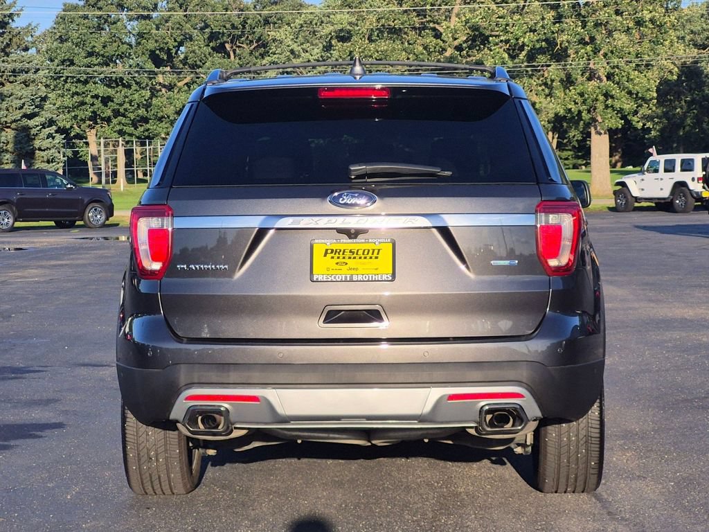 Used 2017 Ford Explorer Platinum AWD/4WD image 6