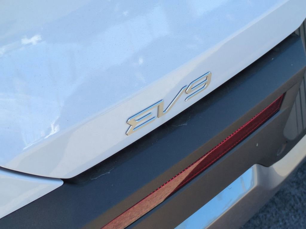 New 2026 Kia EV9 Wind AWD/4WD image 33