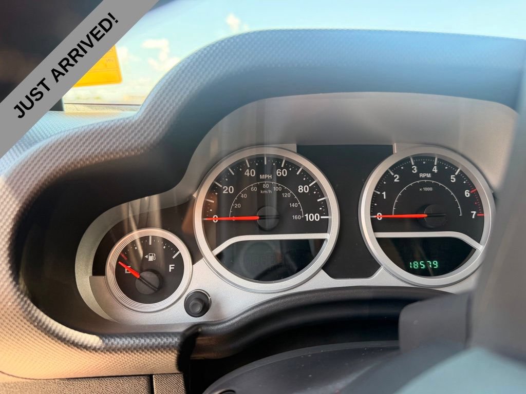 Used 2010 Jeep Wrangler Rubicon w/ PWR Convenience Group AWD/4WD image 9