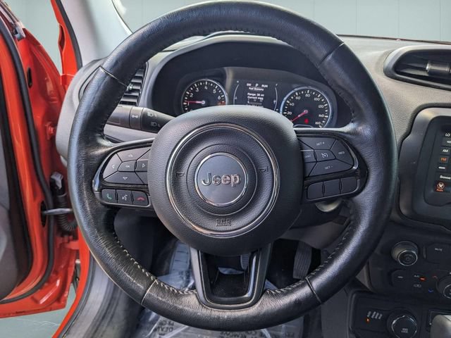 Used 2018 Jeep Renegade Altitude AWD/4WD image 18