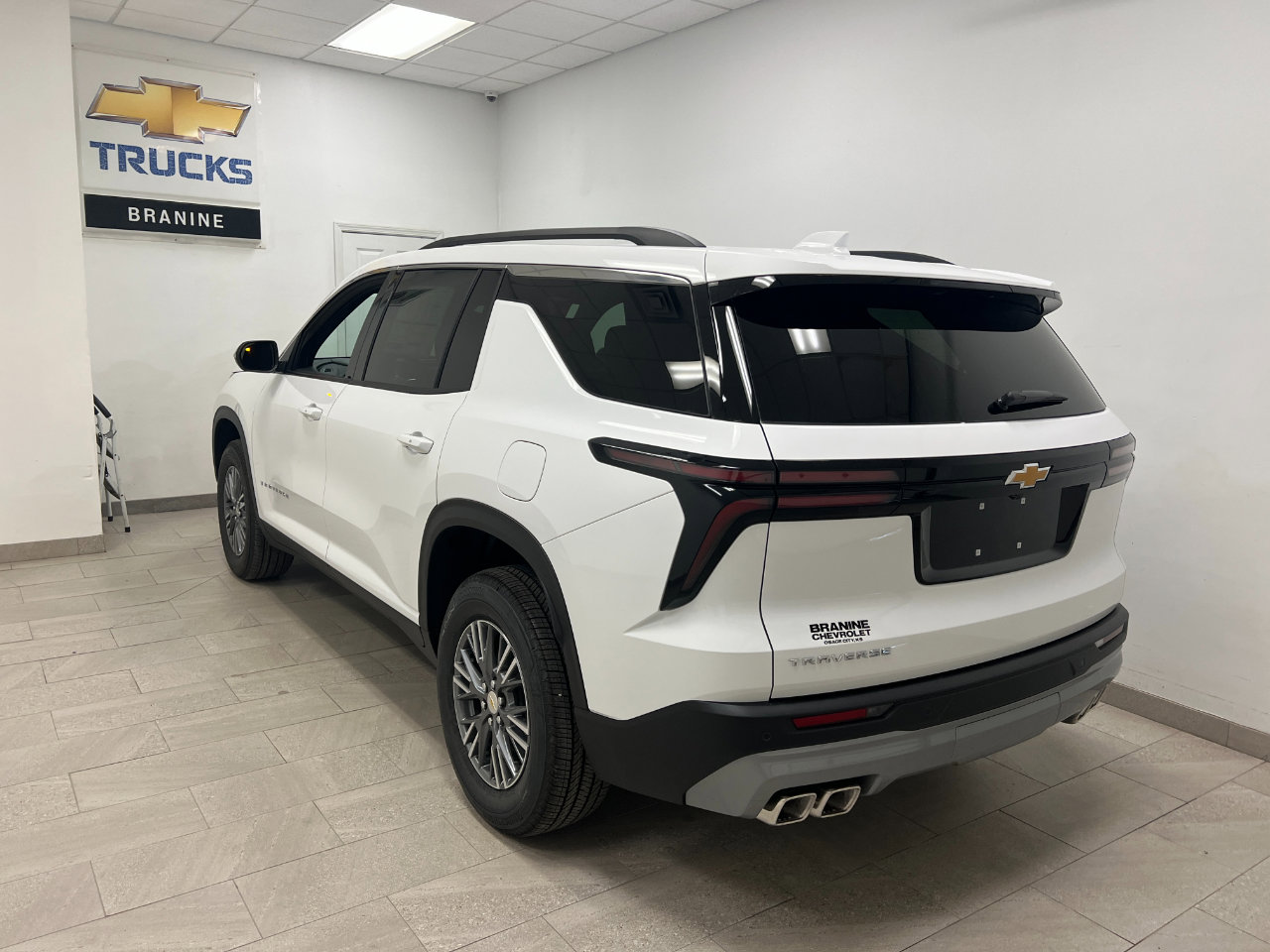 New 2026 Chevrolet Traverse LT image 6