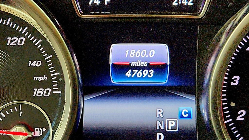 Used 2018 Mercedes-Benz GLS 450 4MATIC w/ Premium Package image 16