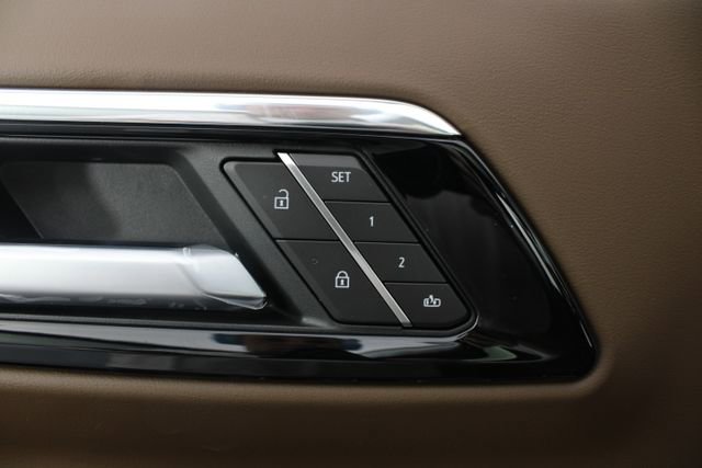 New 2026 Chevrolet Suburban High Country image 17