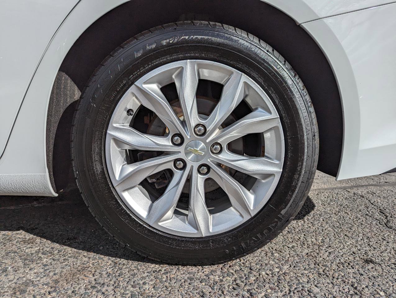 Used 2020 Chevrolet Malibu LT image 45