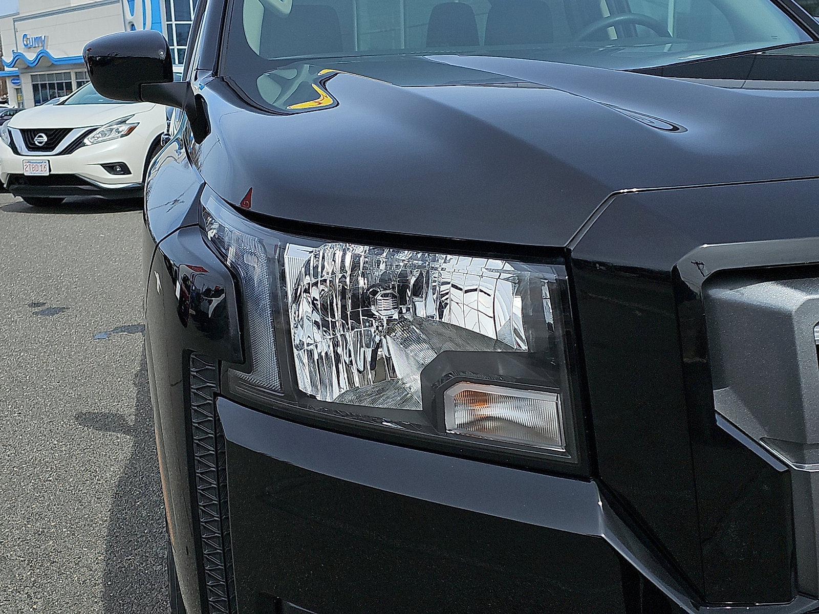 Certified 2024 Nissan Frontier SV image 9