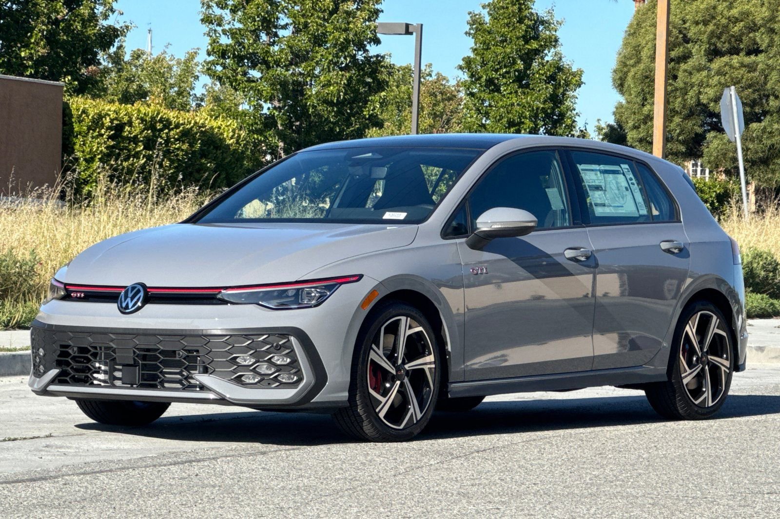 New 2026 Volkswagen GTI SE FWD image 8