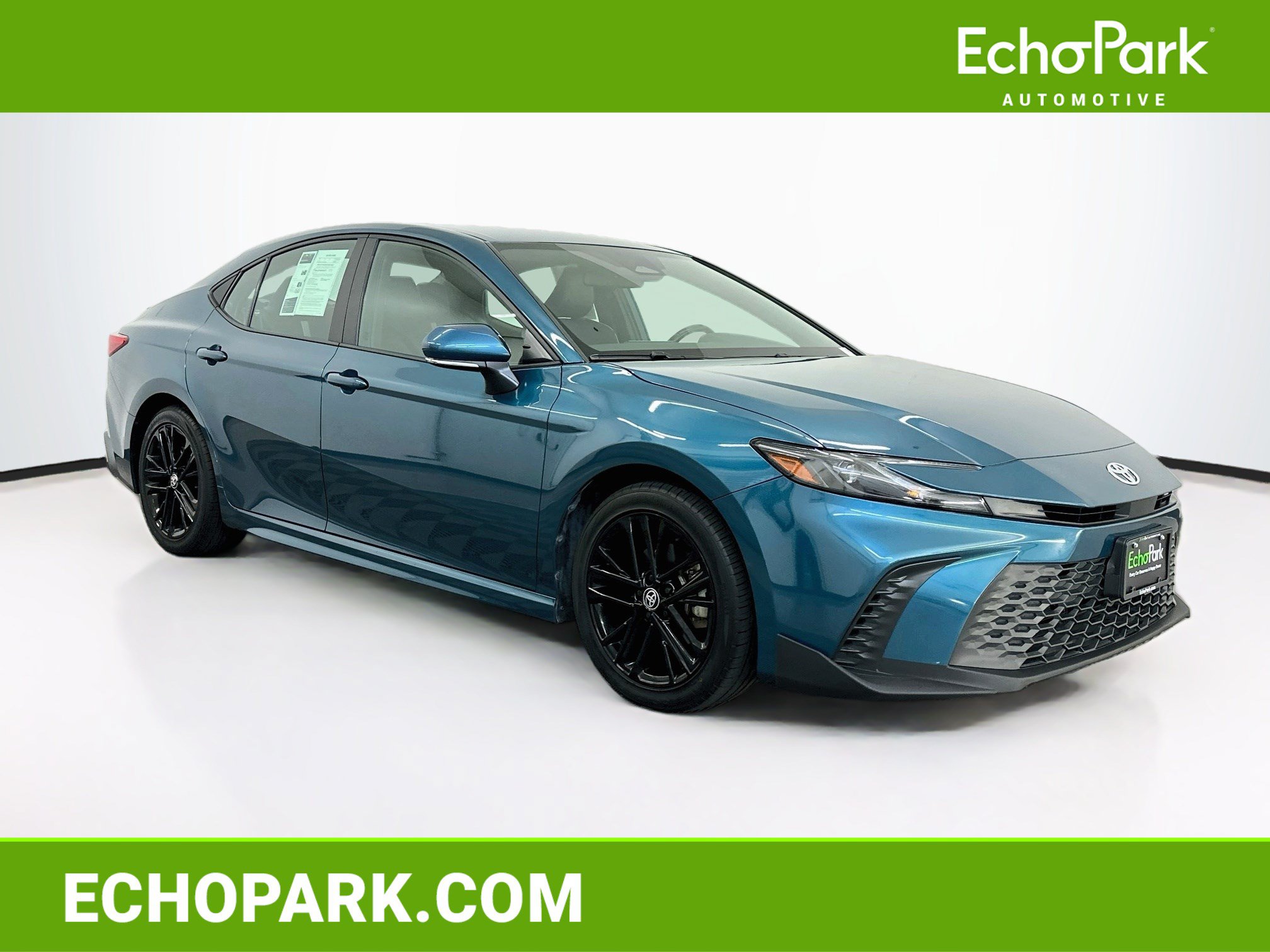Used 2025 Toyota Camry SE