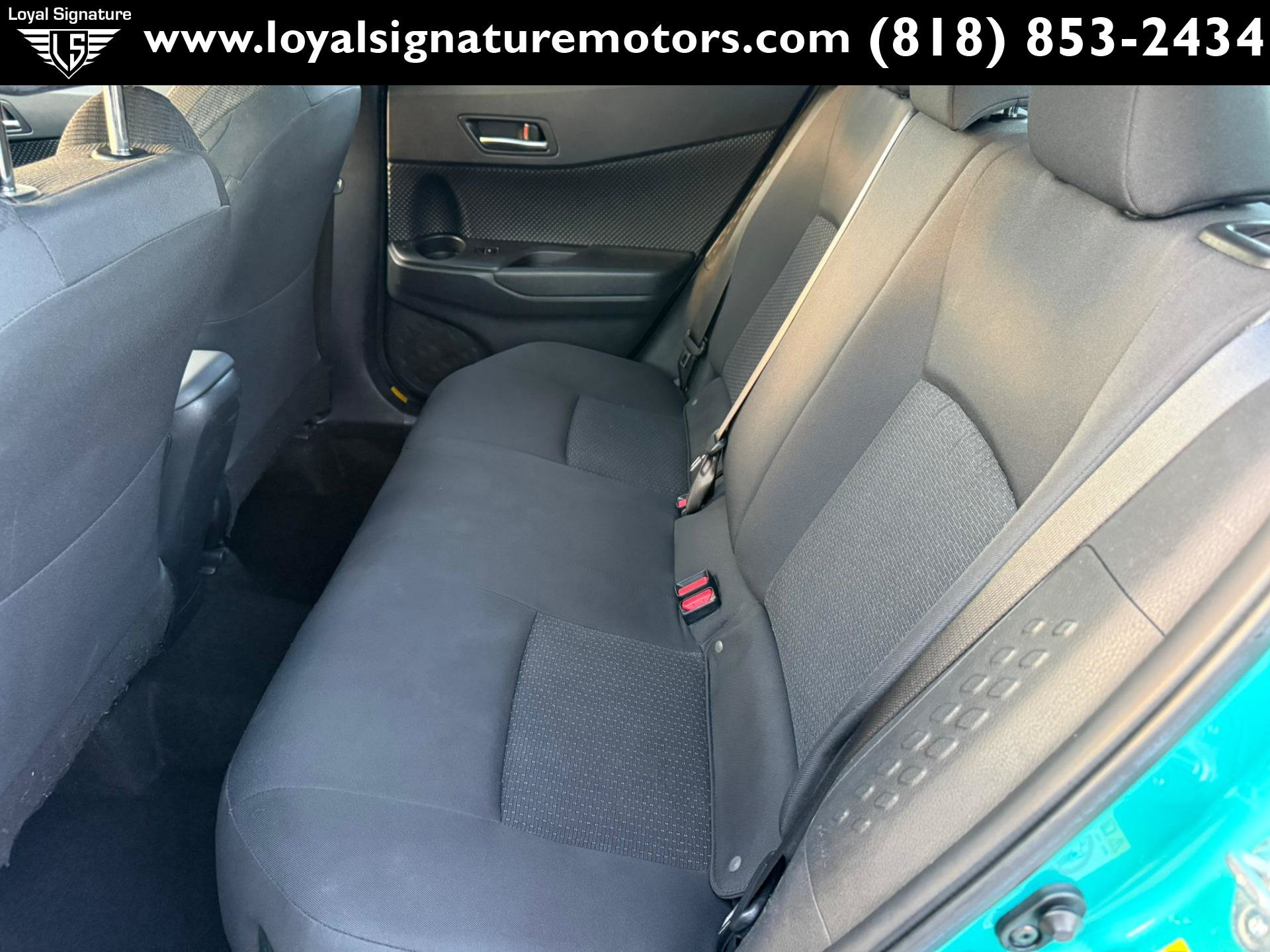Used 2018 Toyota C-HR XLE FWD image 12