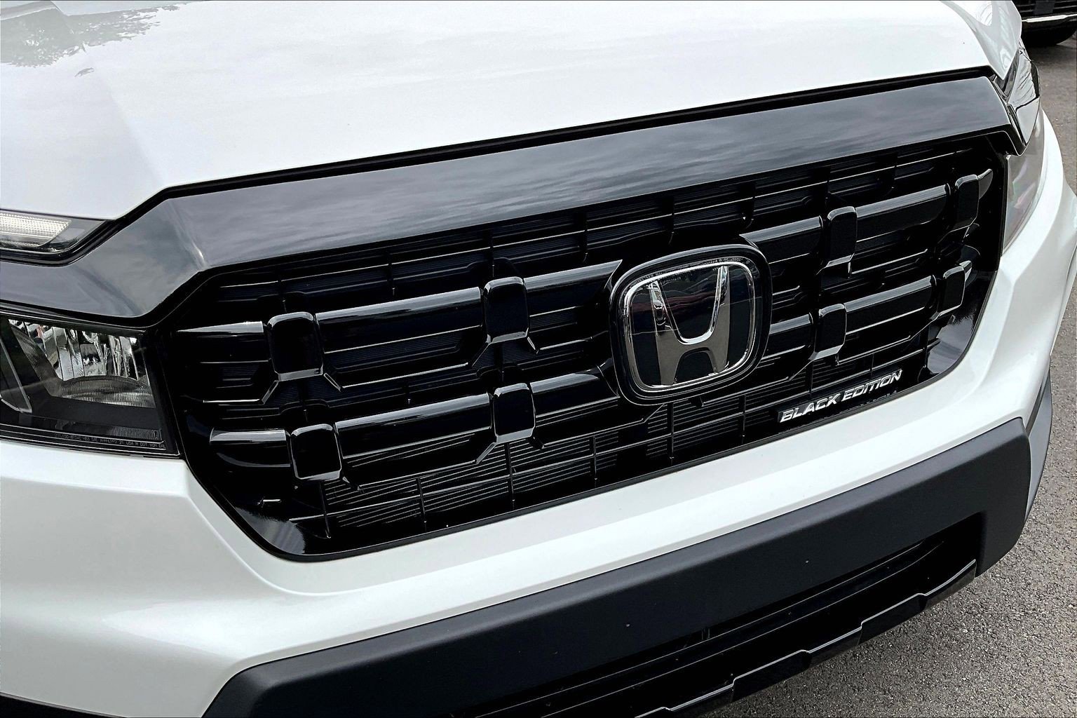 Used 2024 Honda Ridgeline Black Edition image 34