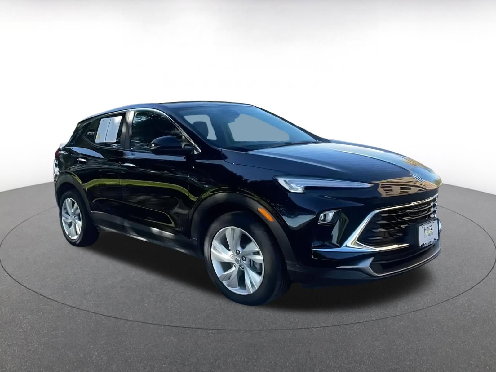 Used 2025 Buick Encore GX Preferred image 2