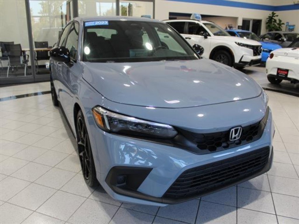 Used 2023 Honda Civic Sport image 3