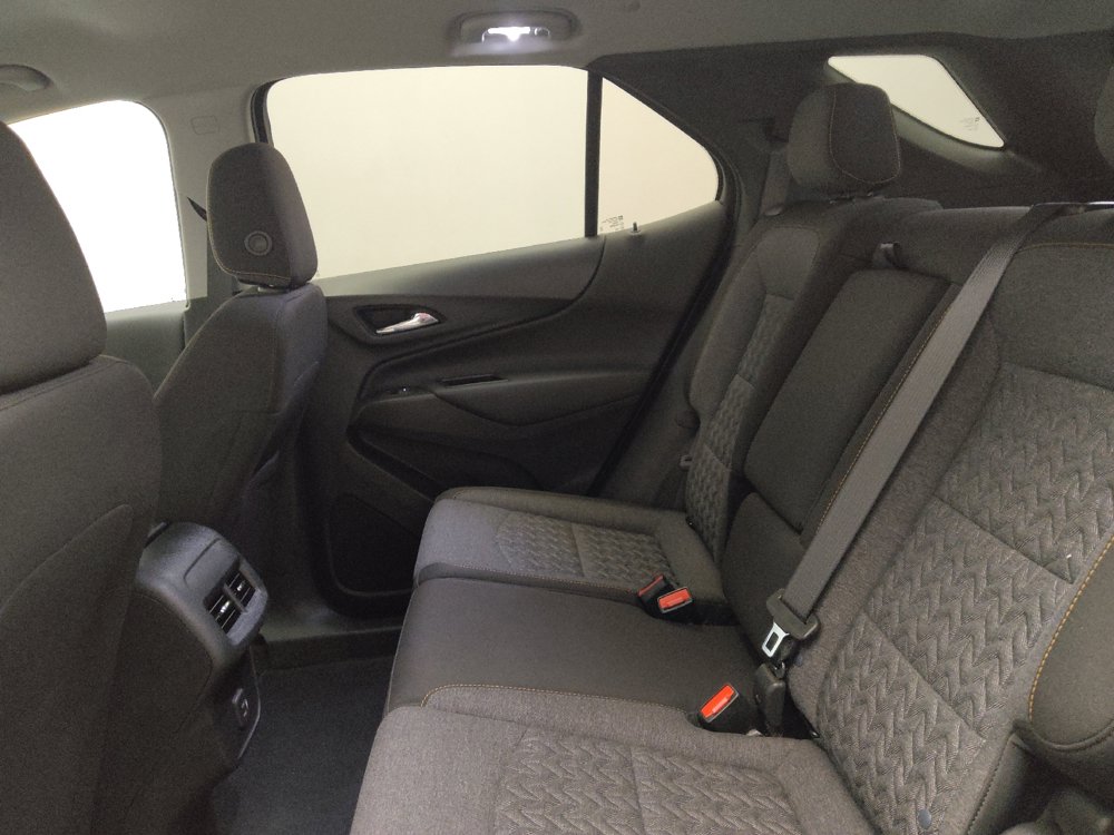 Used 2022 Chevrolet Equinox LT FWD image 18