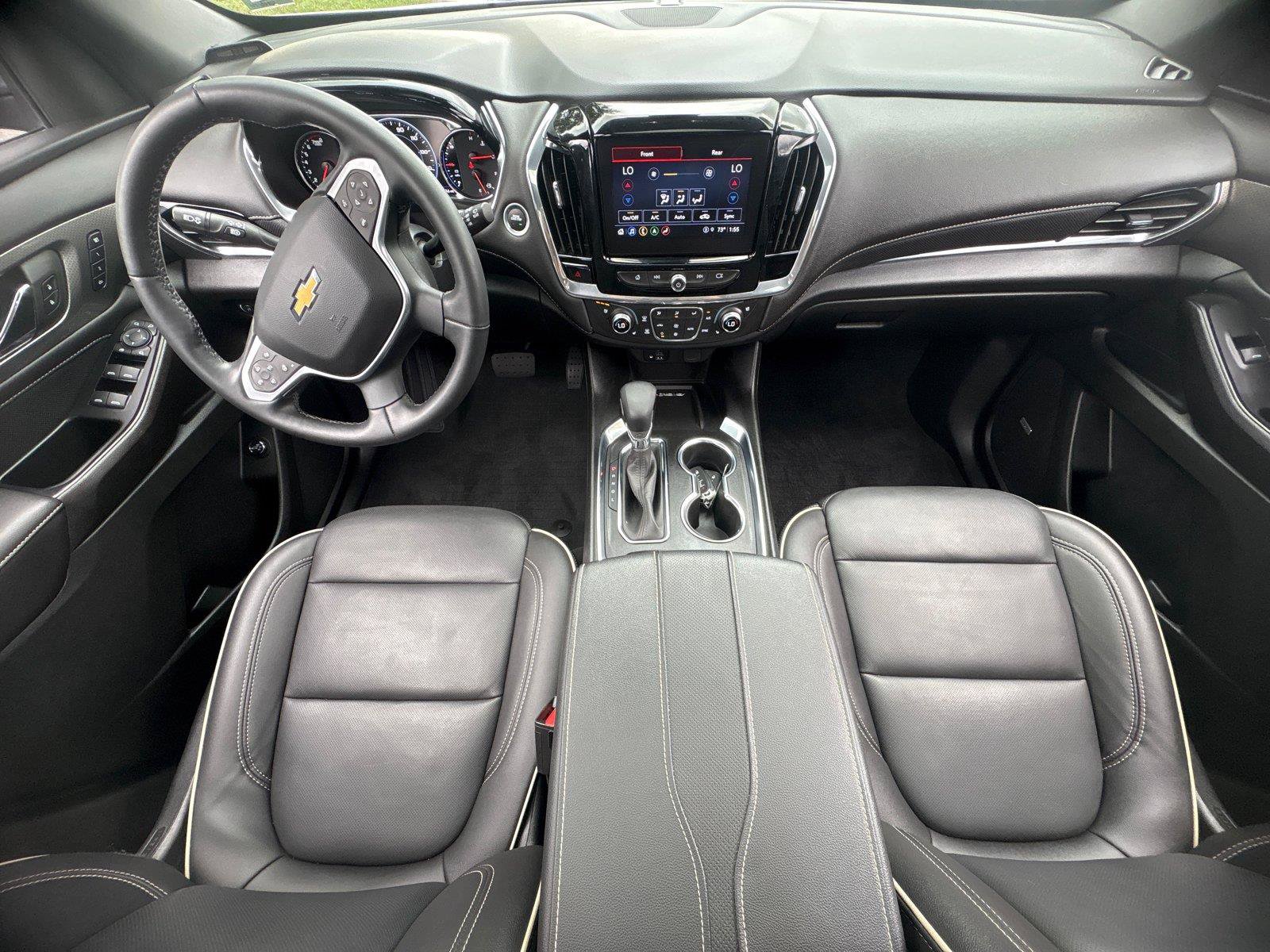 Used 2023 Chevrolet Traverse Premier AWD/4WD image 15