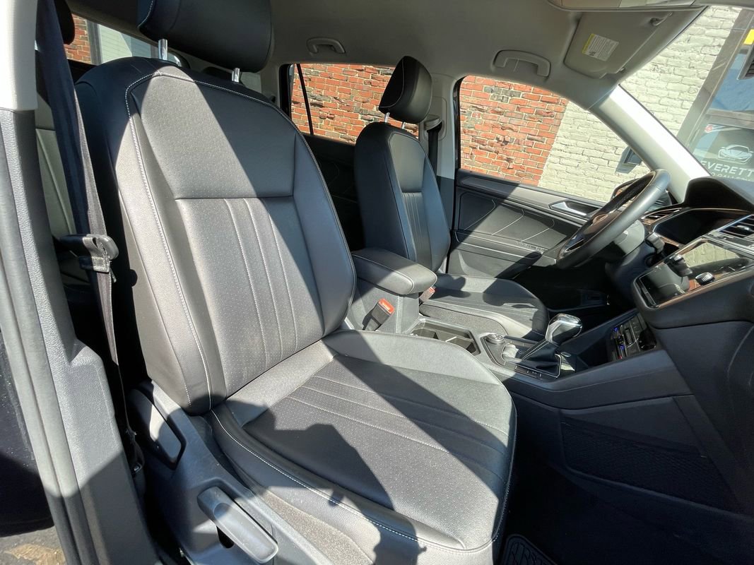 Used 2022 Volkswagen Tiguan SE AWD/4WD image 20