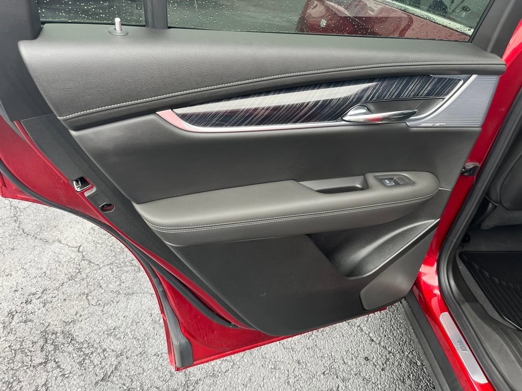 Used 2024 Cadillac XT6 Premium Luxury image 22