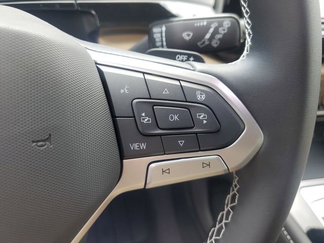 New 2026 Volkswagen Atlas Cross Sport SE FWD image 28