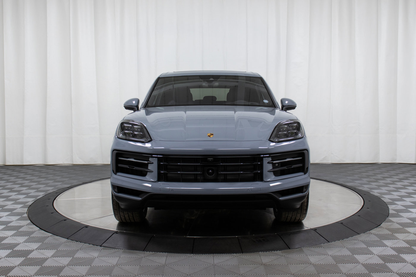 New 2025 Porsche Cayenne image 6