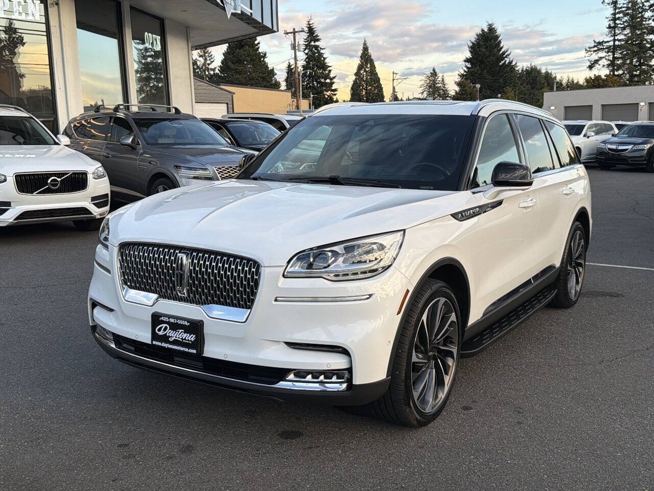 Used 2021 Lincoln Aviator Reserve w/ Equipment Group 201A AWD/4WD image 1
