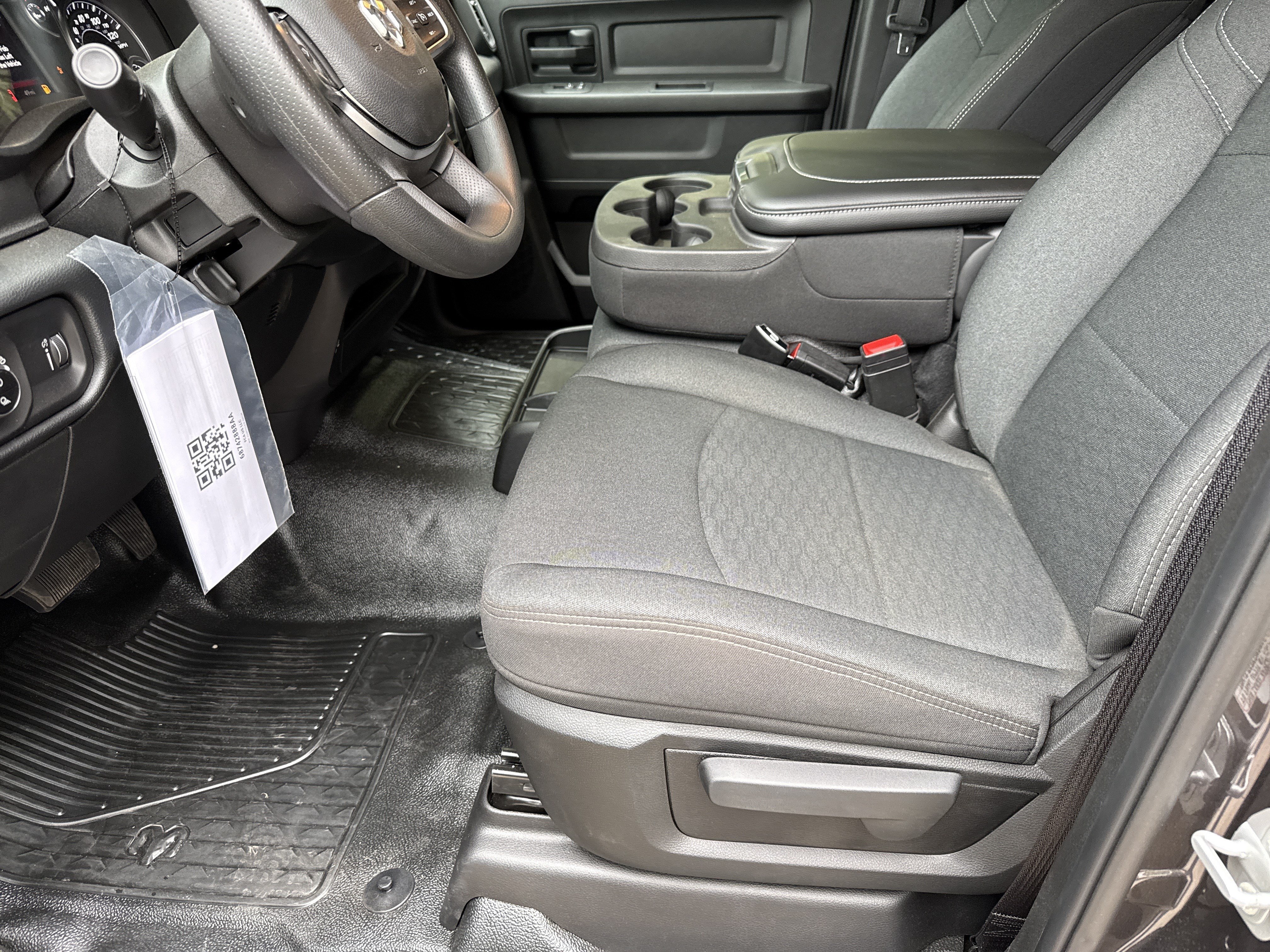 New 2026 RAM 3500 Tradesman AWD/4WD image 9