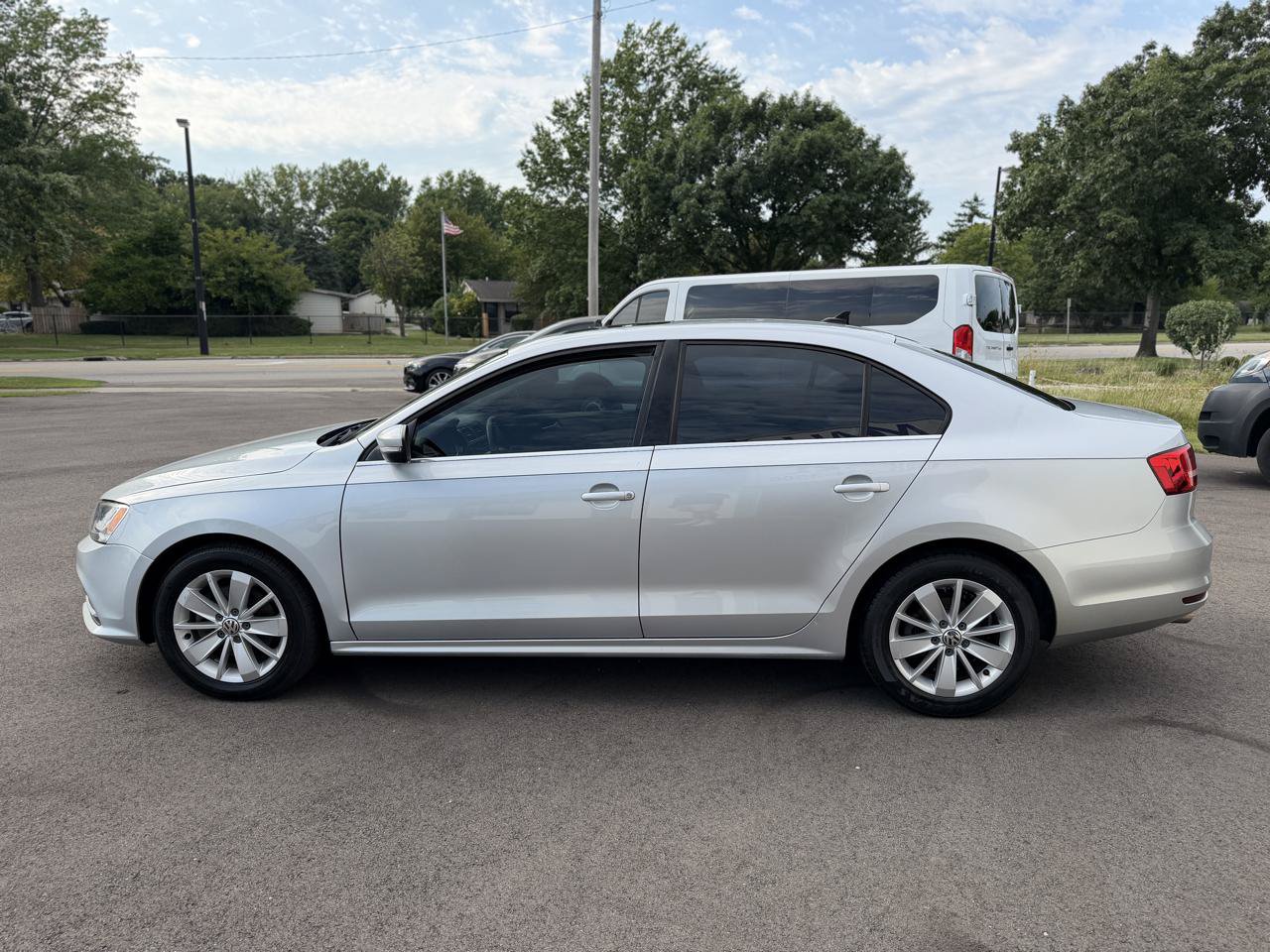 Used 2015 Volkswagen Jetta TDI SE FWD image 14