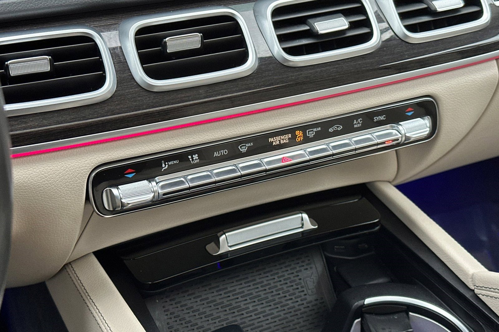 Used 2020 Mercedes-Benz GLS 450 4MATIC image 23