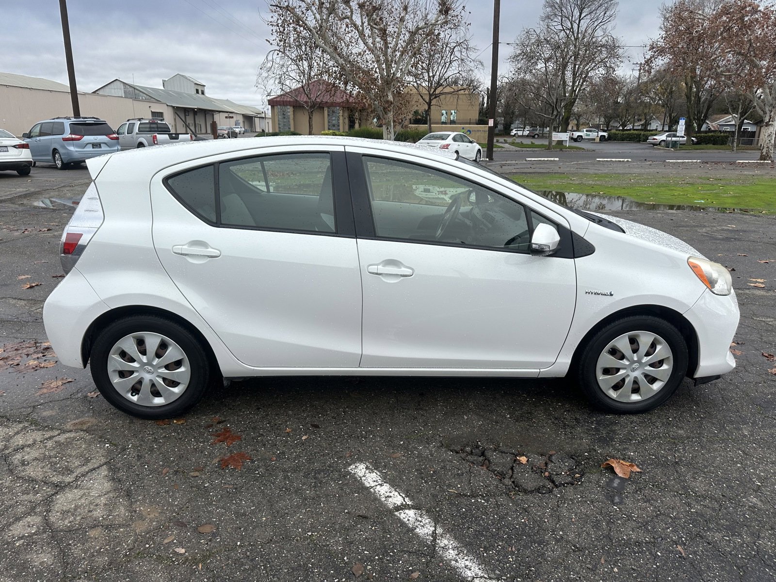 Used 2012 Toyota Prius C Four image 4