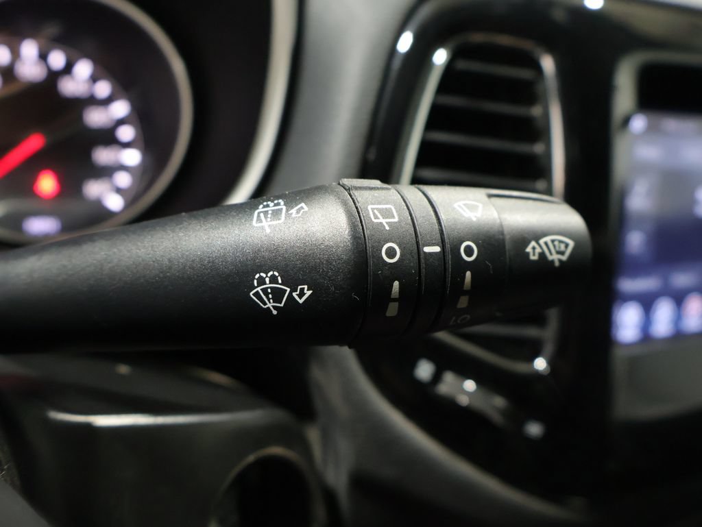 Used 2019 Jeep Compass Latitude AWD/4WD image 43