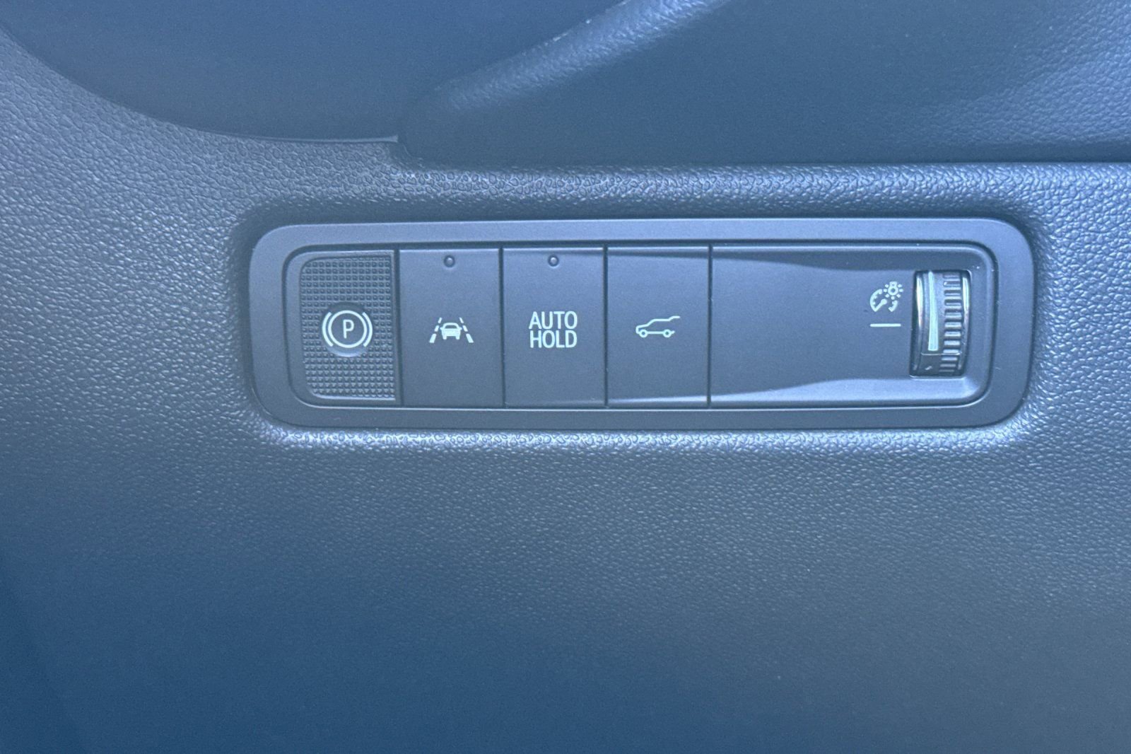 Used 2025 Chevrolet Equinox EV LT w/ Convenience Package image 38