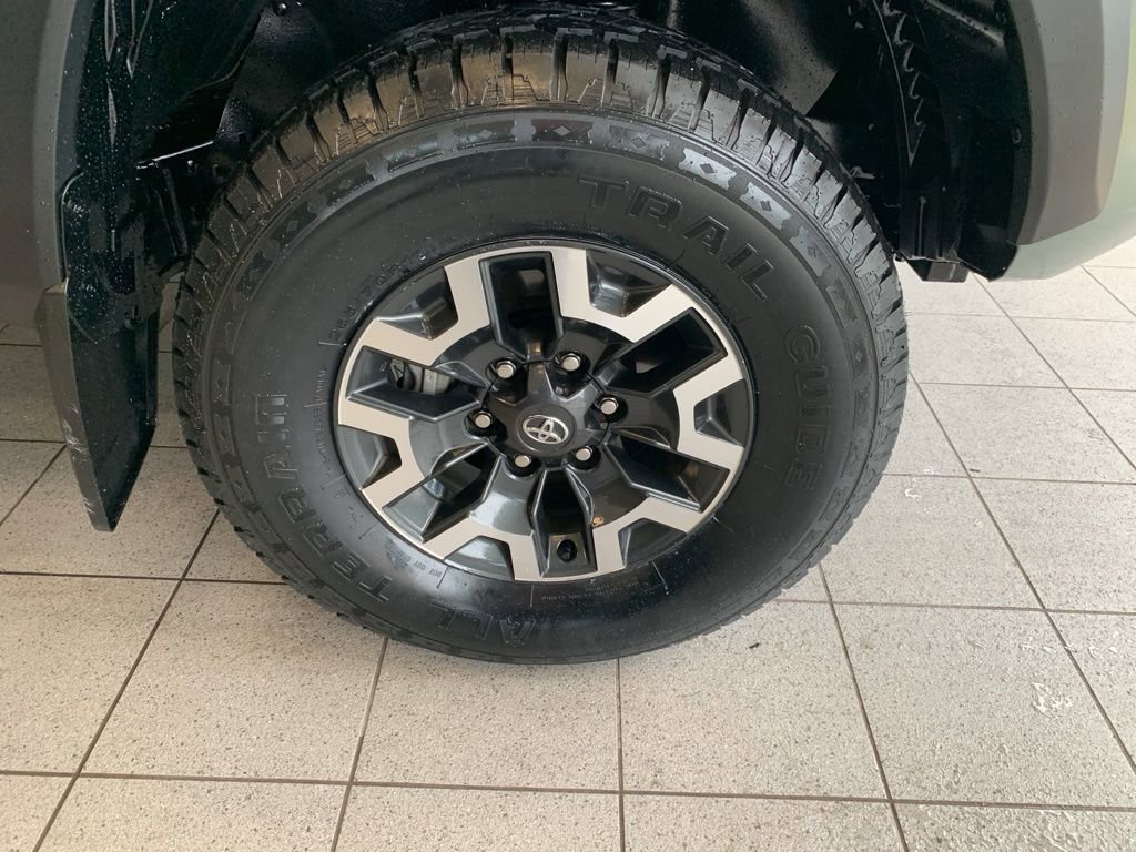 Used 2023 Toyota Tacoma TRD Off-Road image 15