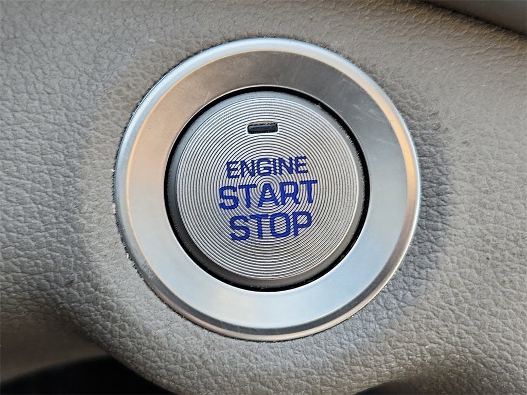 Used 2020 Hyundai Elantra Value Edition image 25