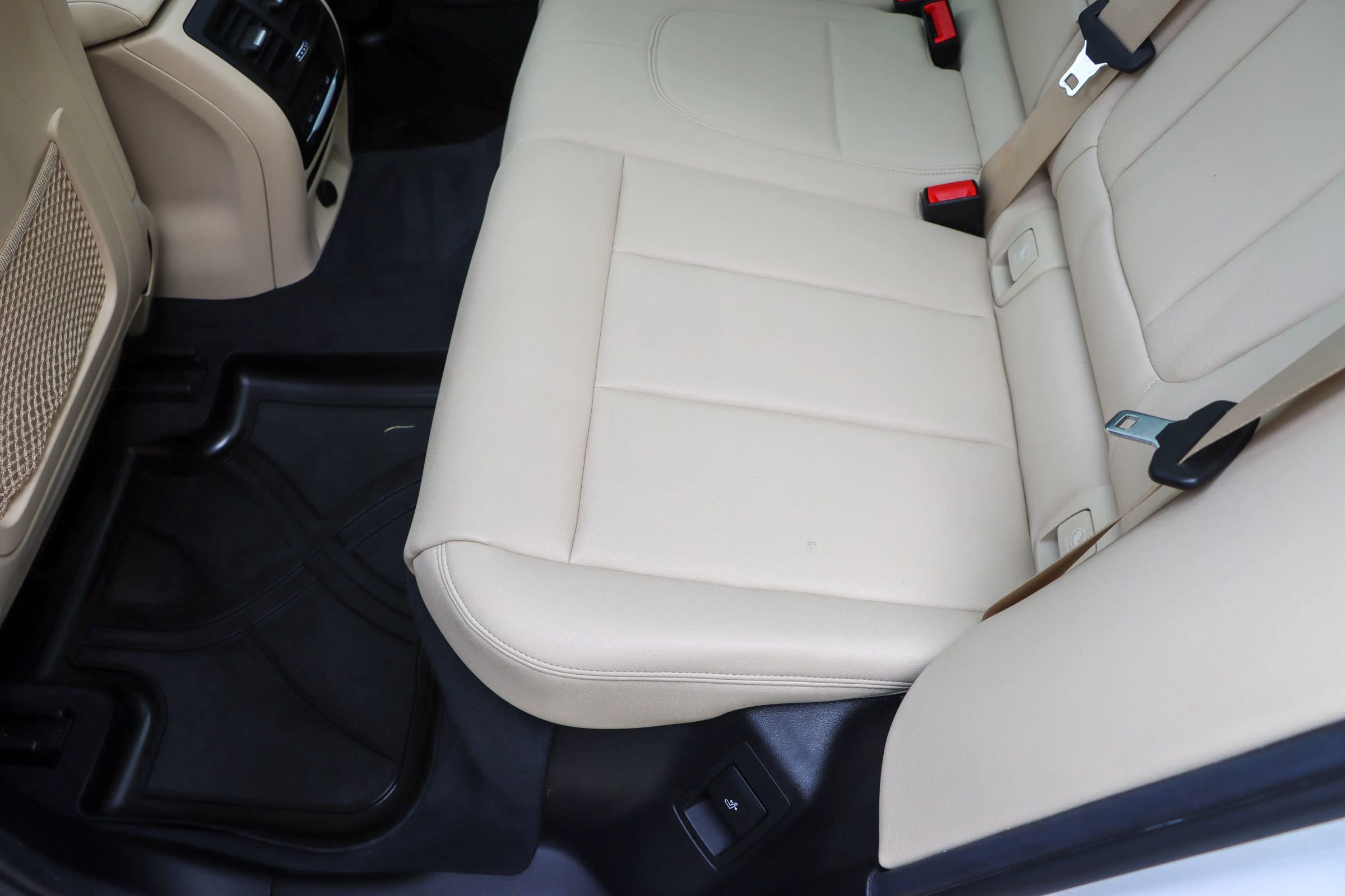 Used 2019 BMW X3 xDrive30i w/ Driving Assistance Package image 18