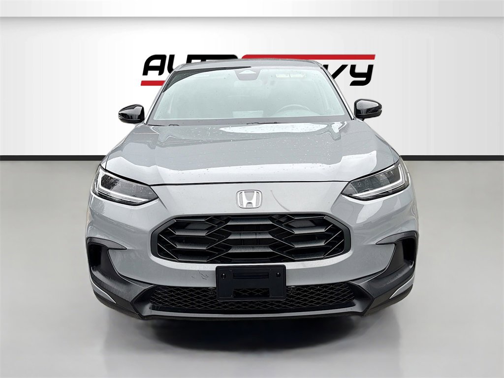 Used 2025 Honda HR-V Sport image 2