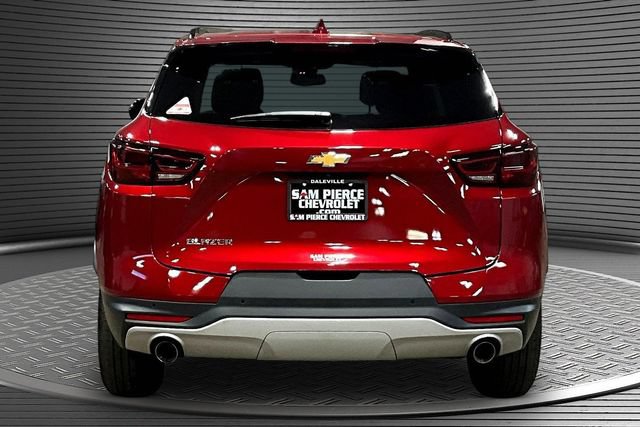 Certified 2024 Chevrolet Blazer LT w/ Convenience Package FWD image 5