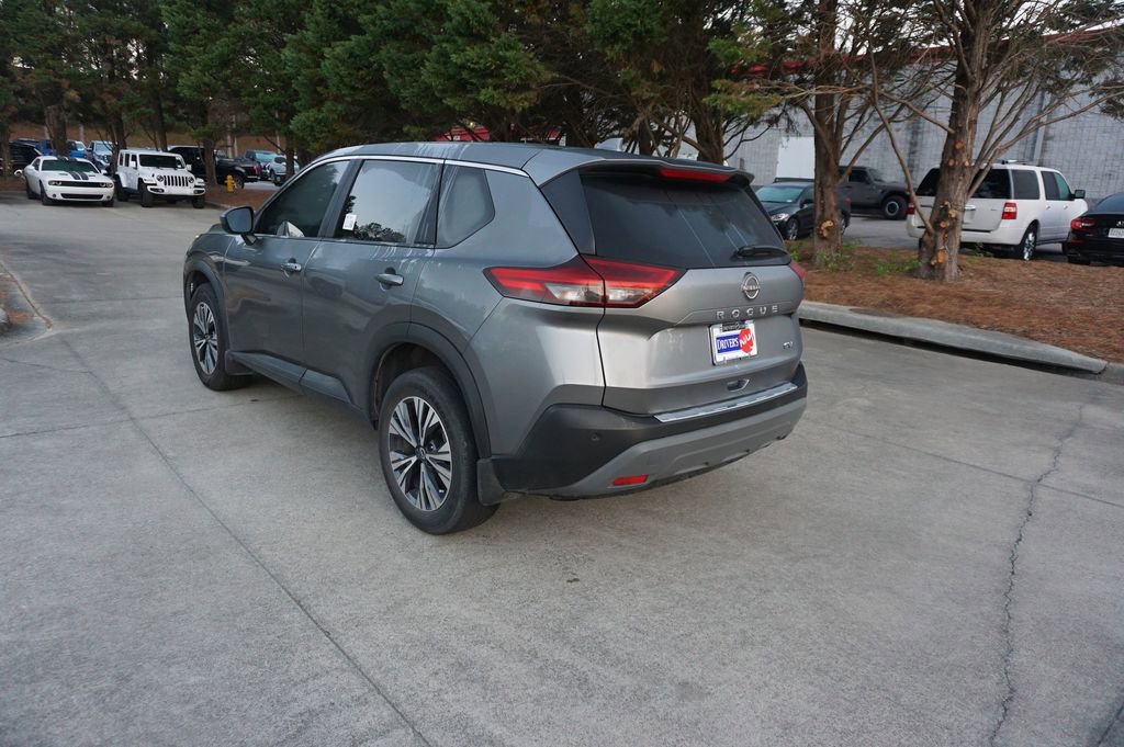 Used 2023 Nissan Rogue SV image 18