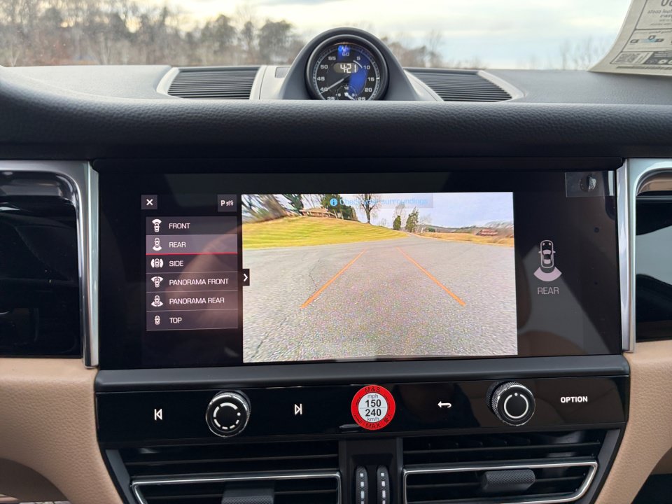 Certified 2026 Porsche Macan Turbo AWD/4WD image 23